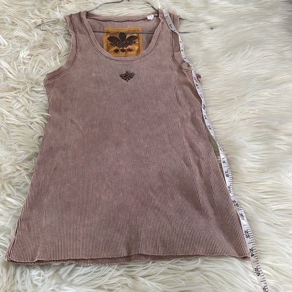 Royal plush tan beige ribbed sleeveless scoop neck tank top metal hardware logo - Picture 14 of 17